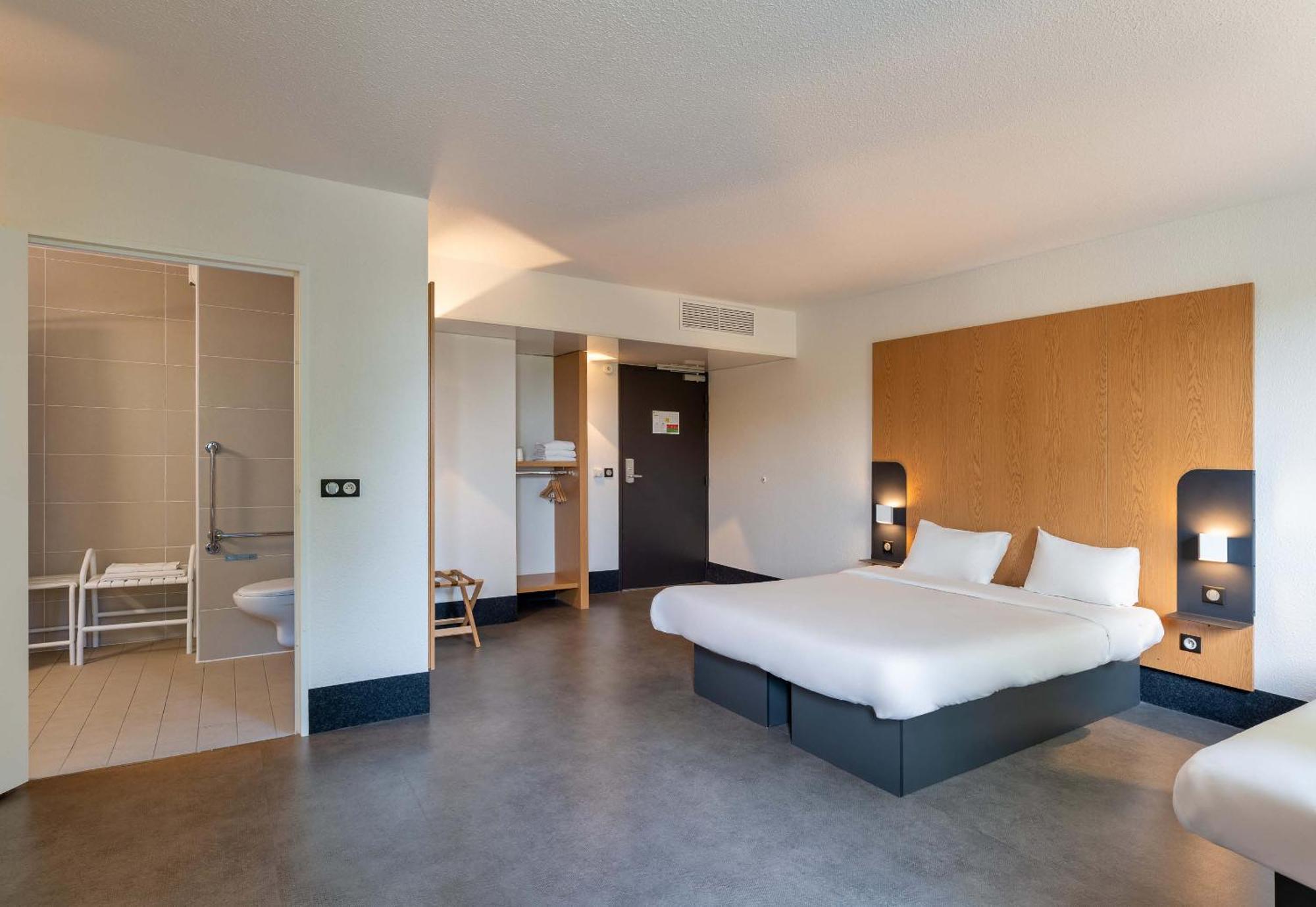 B&B Hotel Lyon Eurexpo שאסיו מראה חיצוני תמונה