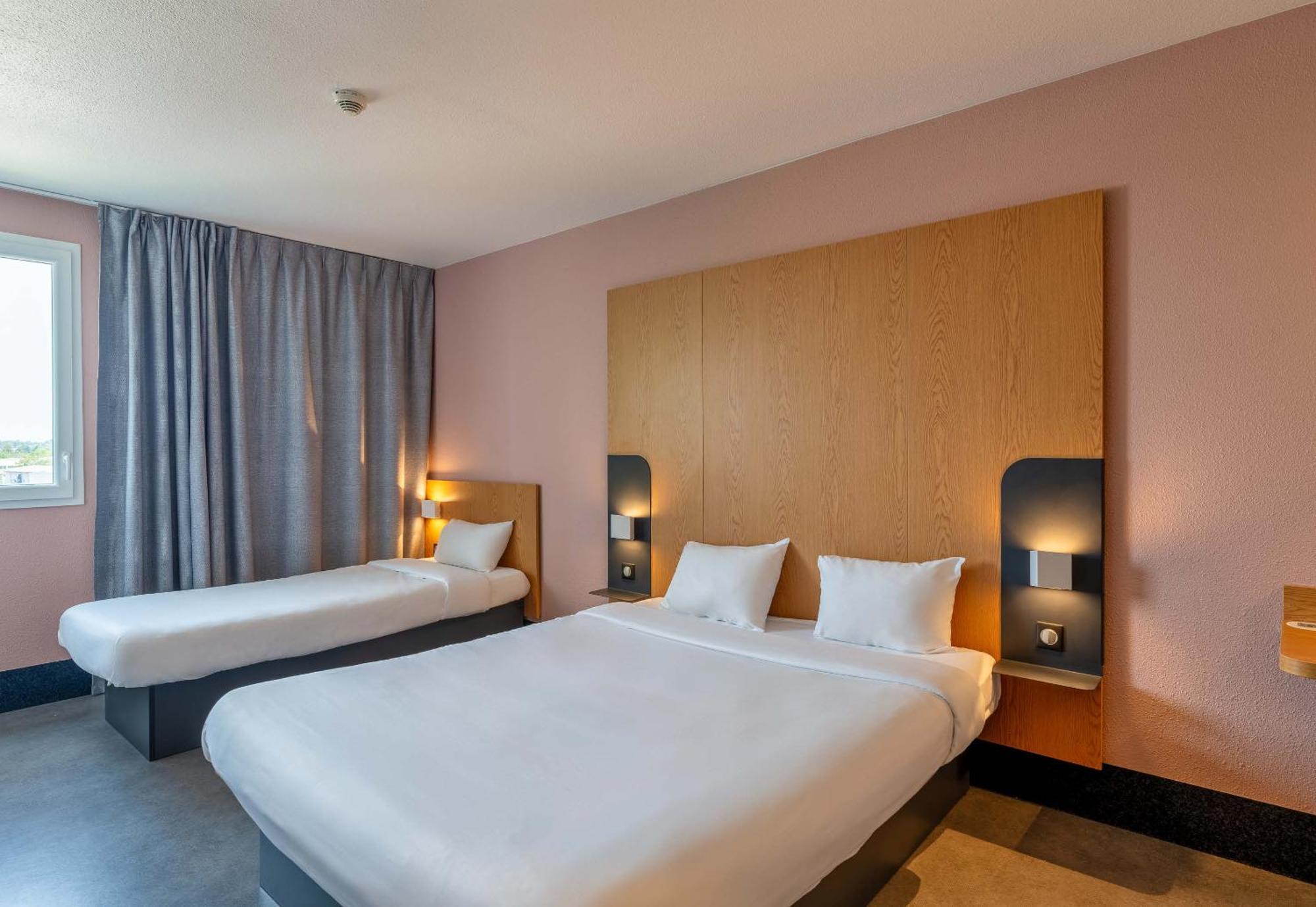 B&B Hotel Lyon Eurexpo שאסיו מראה חיצוני תמונה