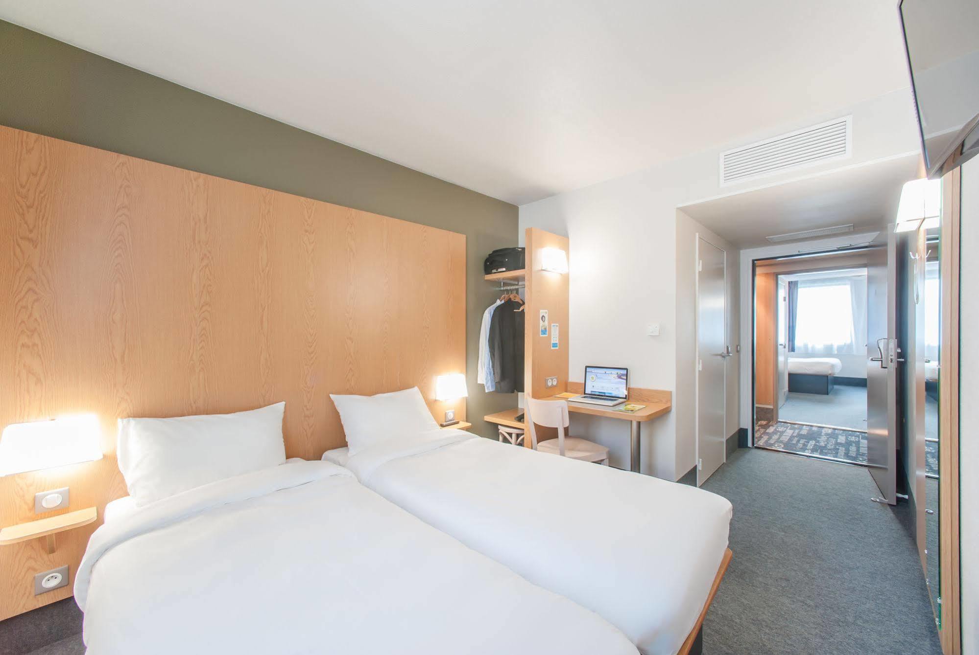 B&B Hotel Lyon Eurexpo שאסיו מראה חיצוני תמונה
